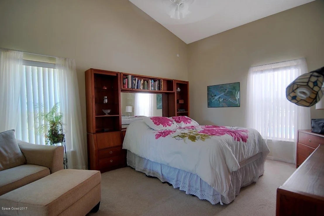 Photo of 1745 Vally Road