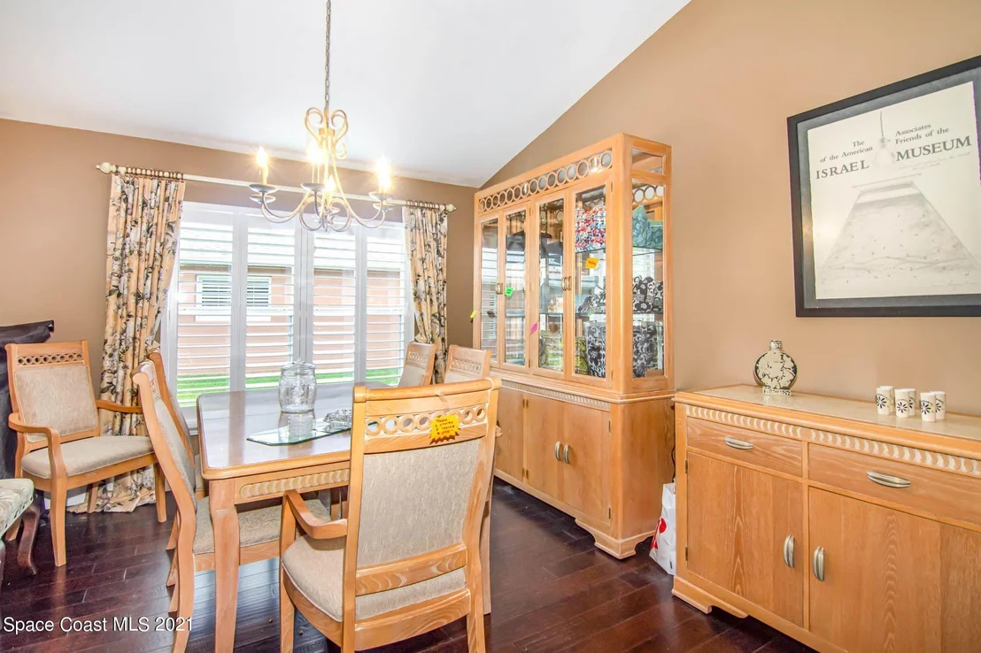 Photo of 2892 Boddington Way