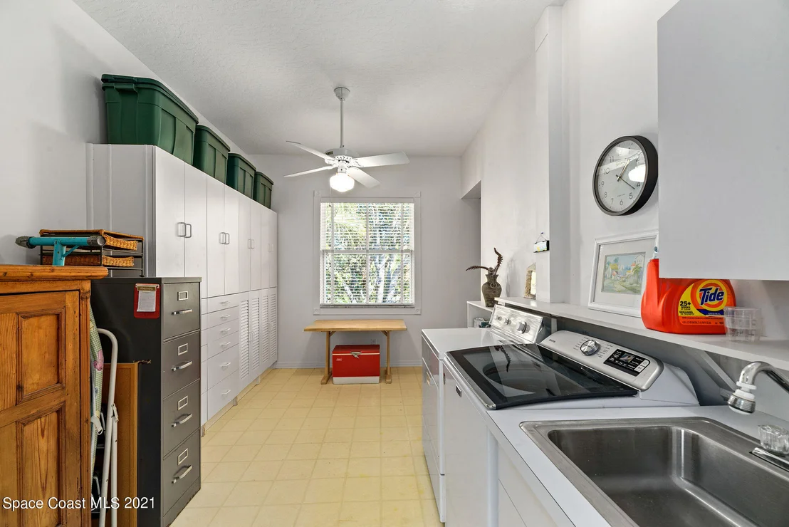 Photo of 176 Bayshore Drive