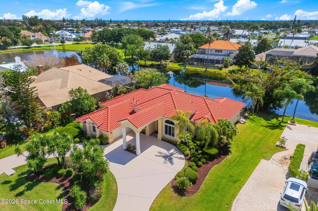 Photo of 329 Lanternback Island Drive