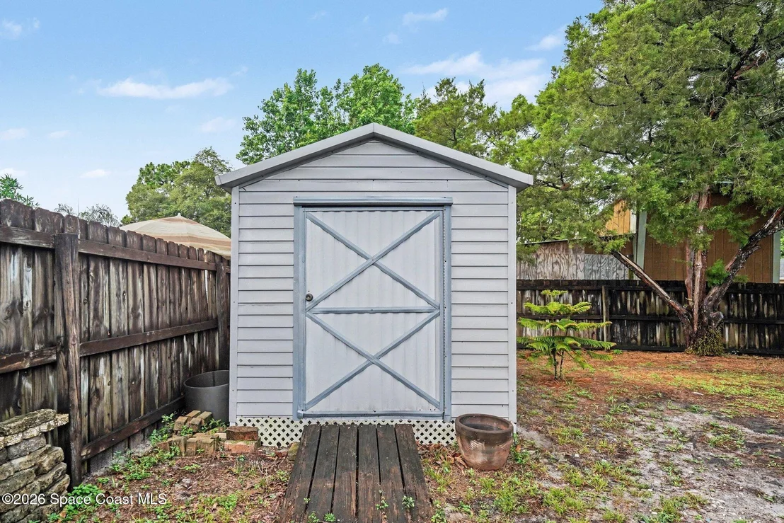 Photo of 6560 Dock Avenue