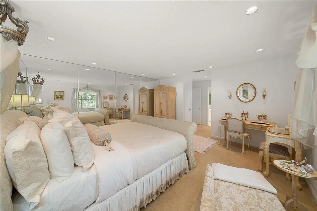 Photo of 716 Malibu Lane