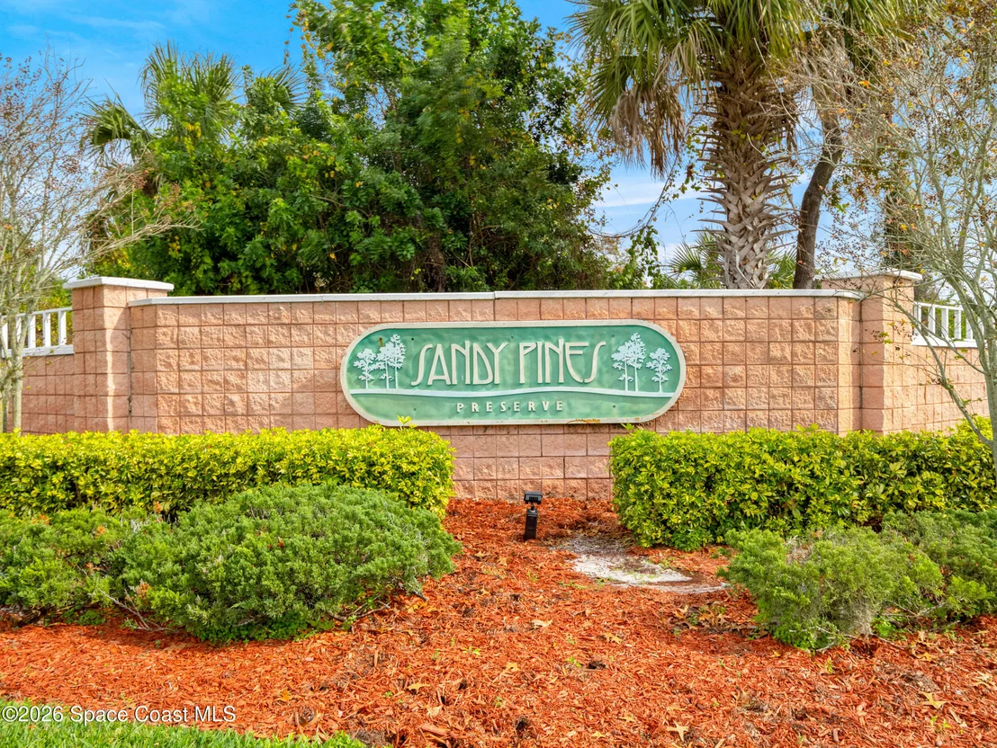 Photo of 1060 Pine Creek Circle NE