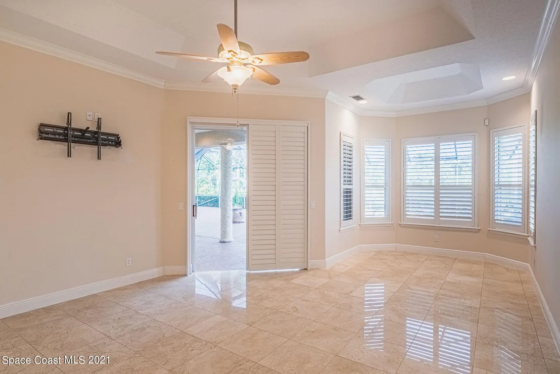 Photo of 8181 Compton Way