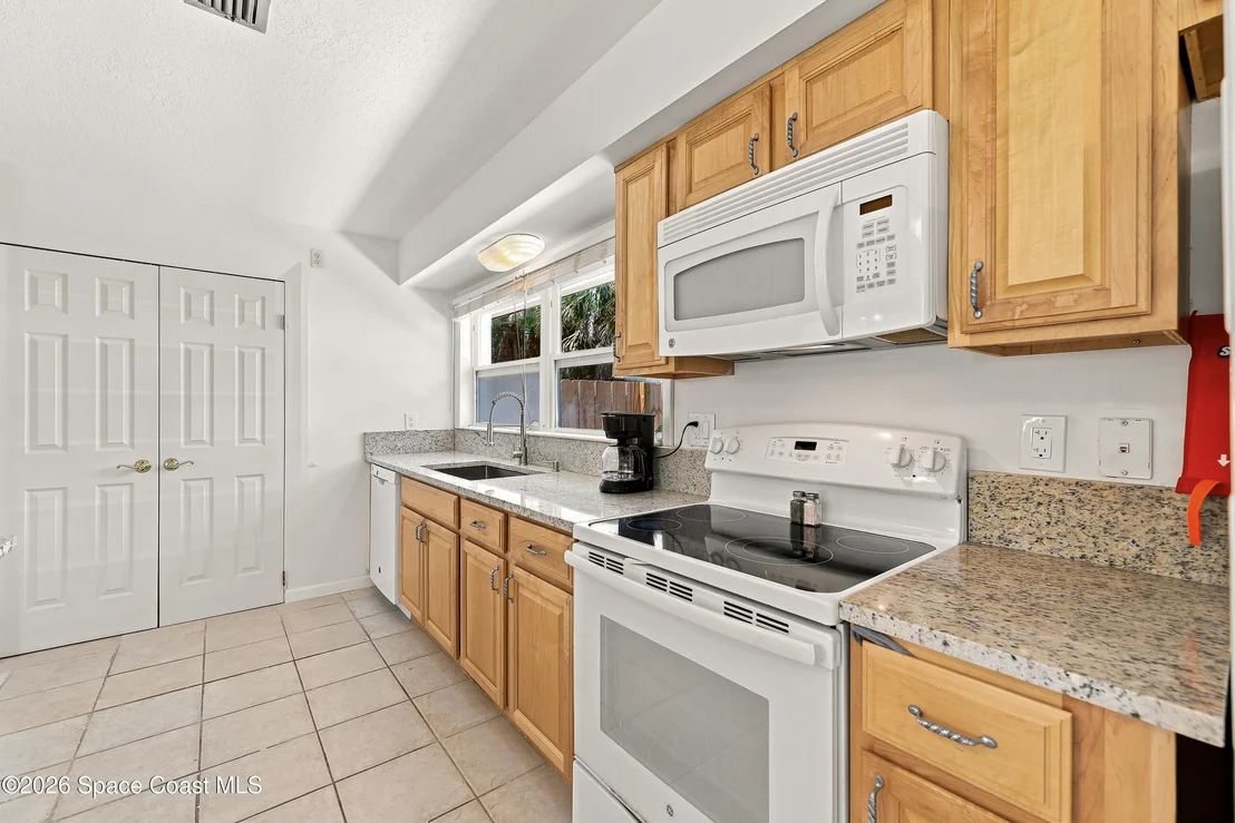 Photo of 215 Pelican Drive