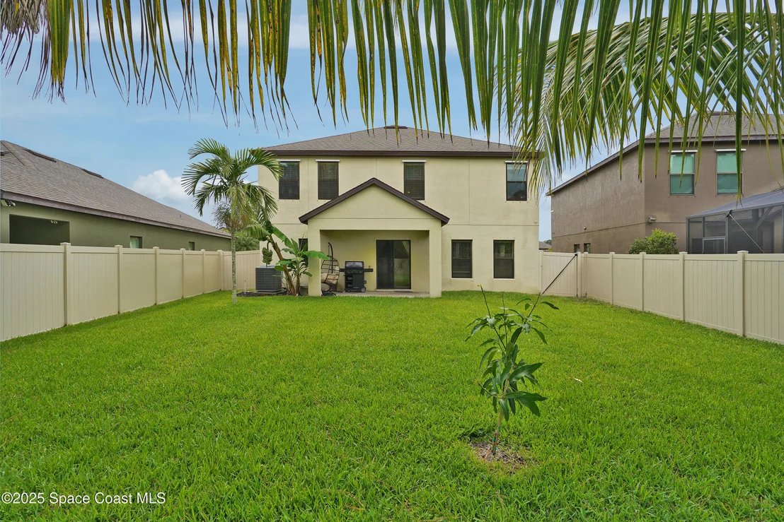 Photo of 1403 Musgrass Circle