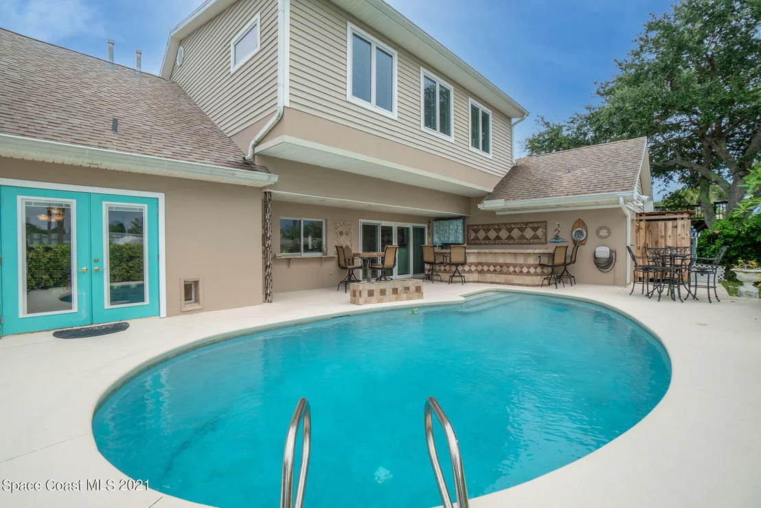 Photo of 432 Cardinal Drive