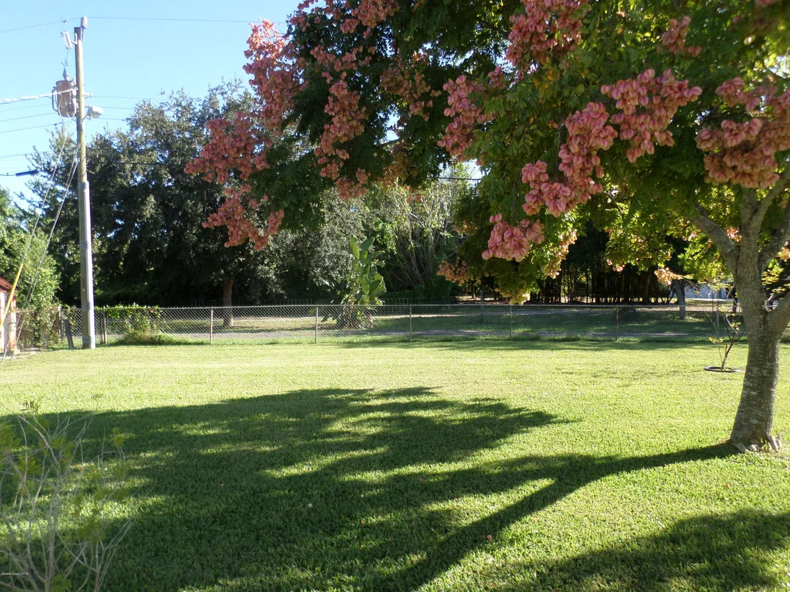 Photo of 957 Arabella Lane