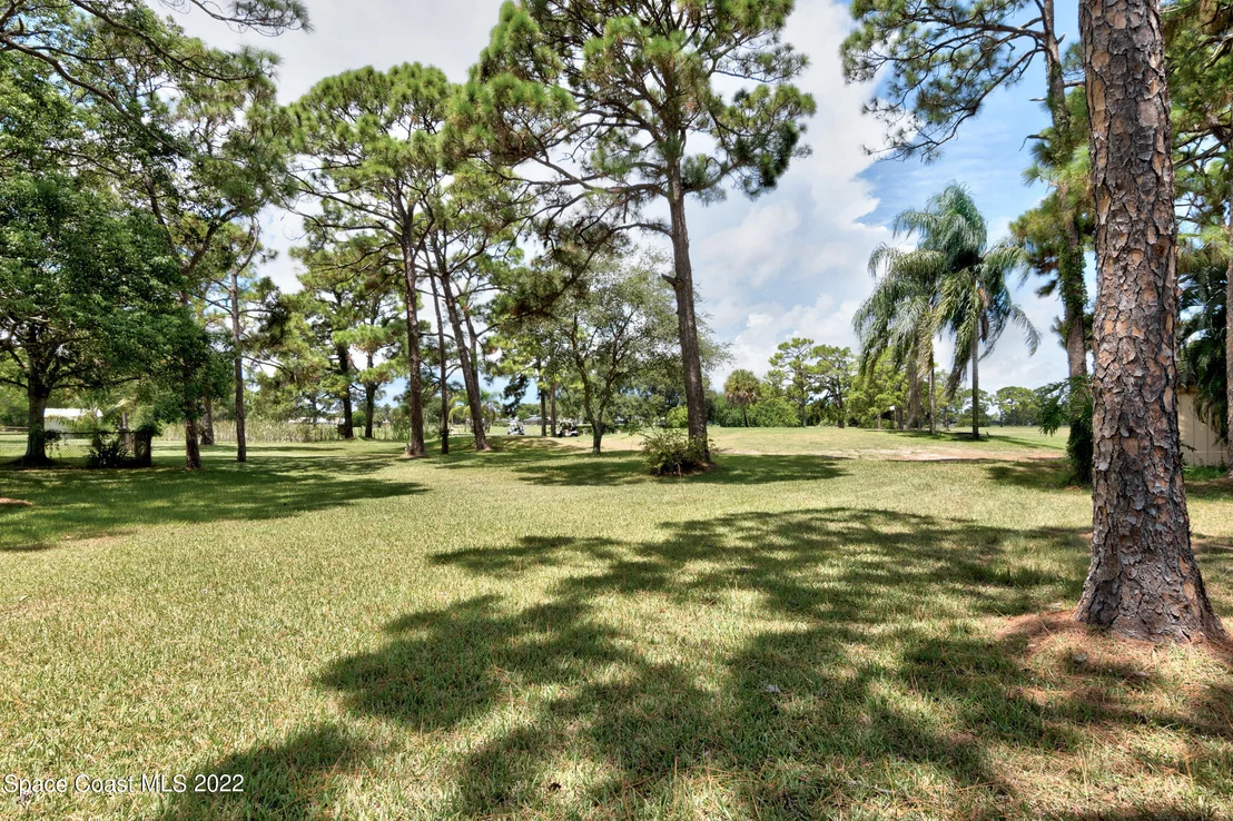 Photo of 4100 Redwood Drive
