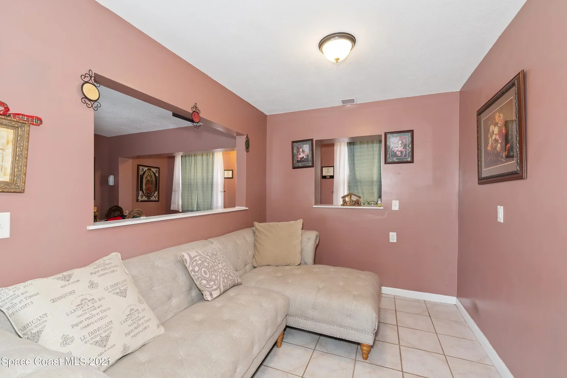 Photo of 1016 Sarno Road