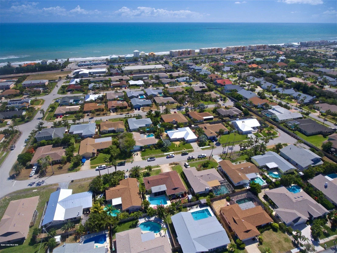 Photo of 770 Hibiscus Drive