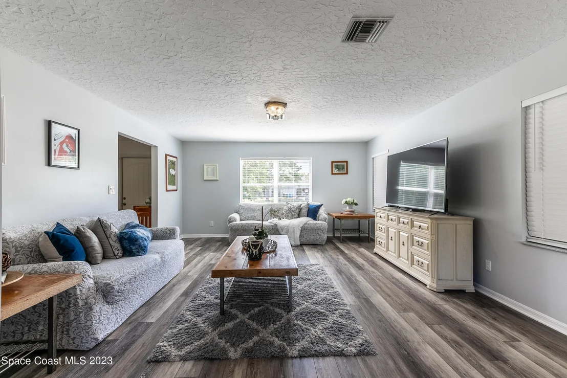 Photo of 2720 Pomello Road