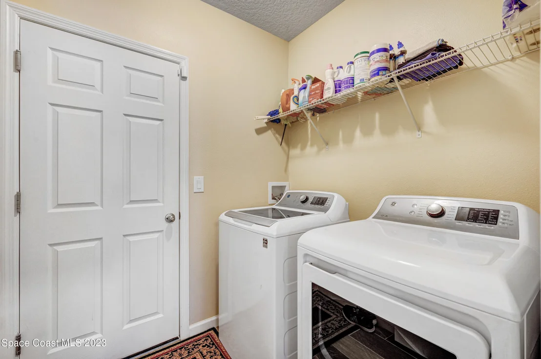 Photo of 1345 Fuji Drive