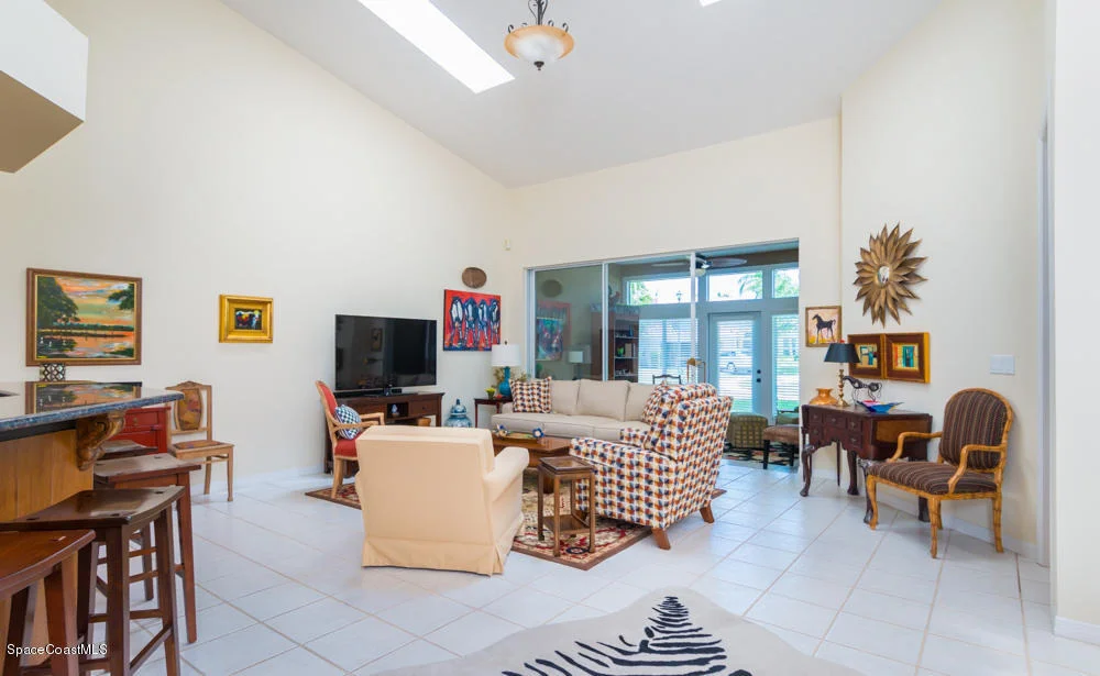 Photo of 490 SHELL COVE Drive