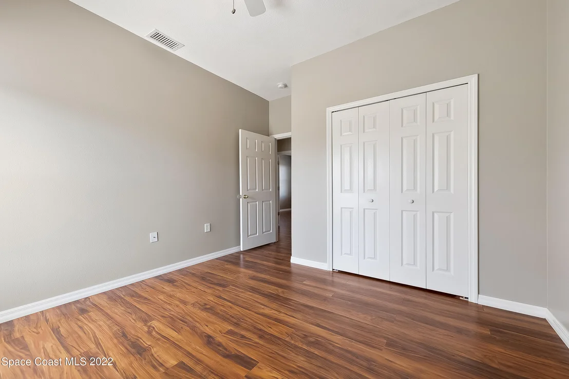 Photo of 1187 Meadow Lake Road