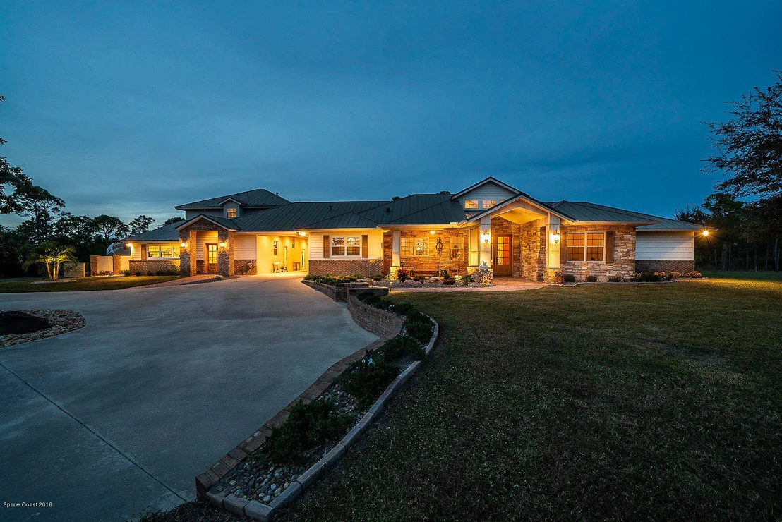 Photo of 3040 Kramer Lane