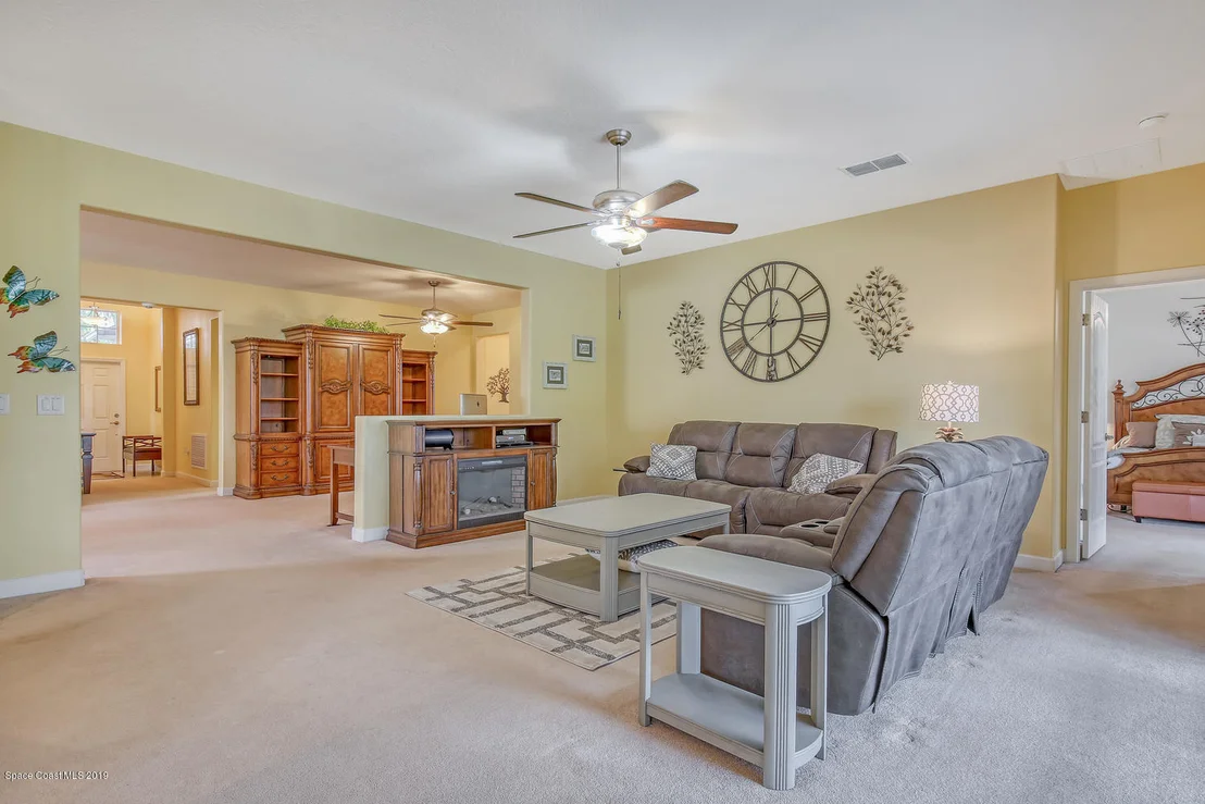 Photo of 6133 Goleta Circle