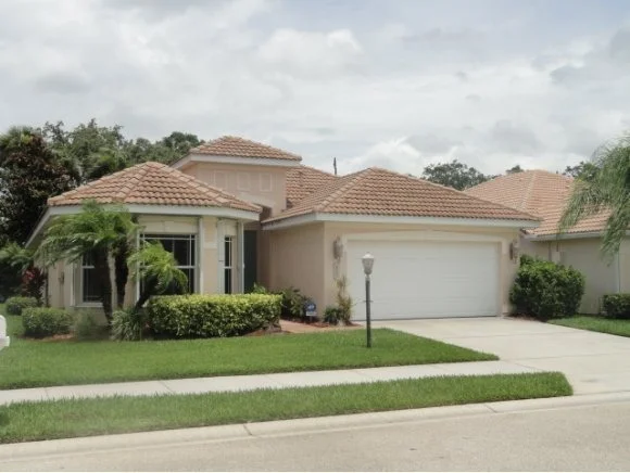Photo of 911 Glen Abbey Way