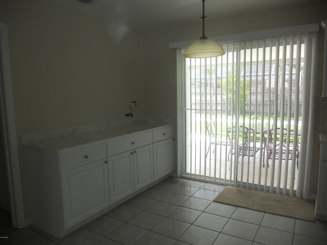Photo of 1046 Azalea Lane