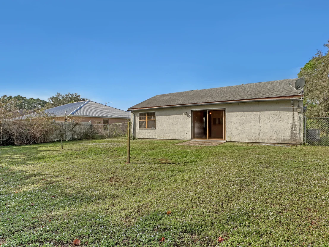 Photo of 2861 Detached Circle SE