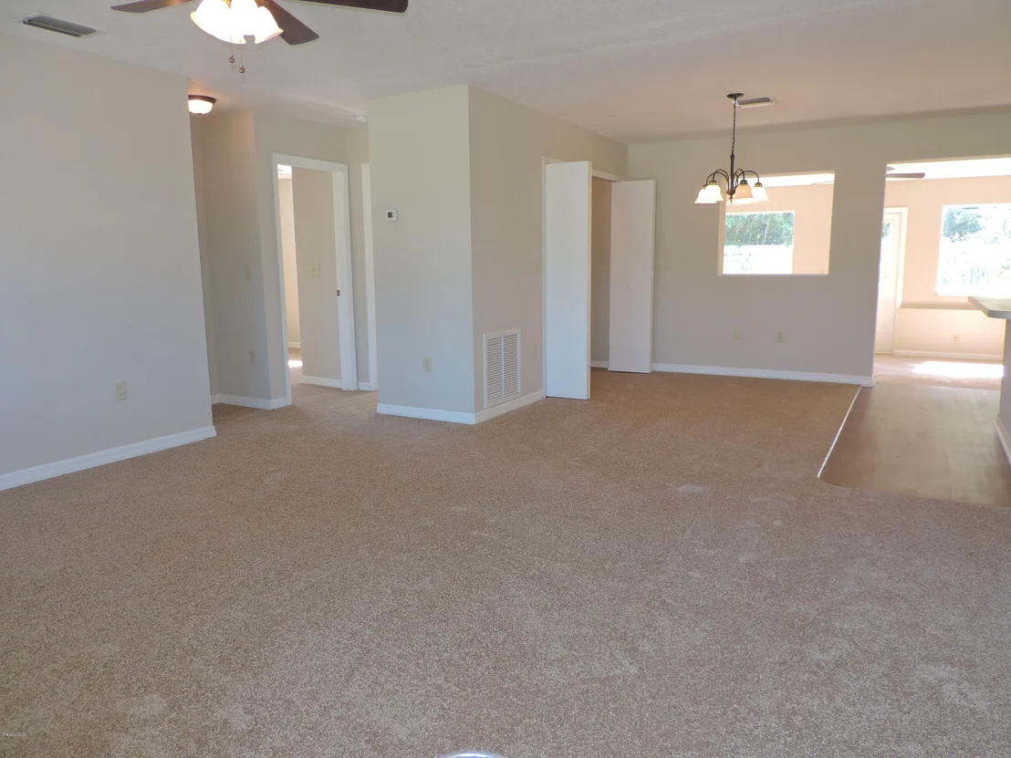 Photo of 1454 Rosemary Drive