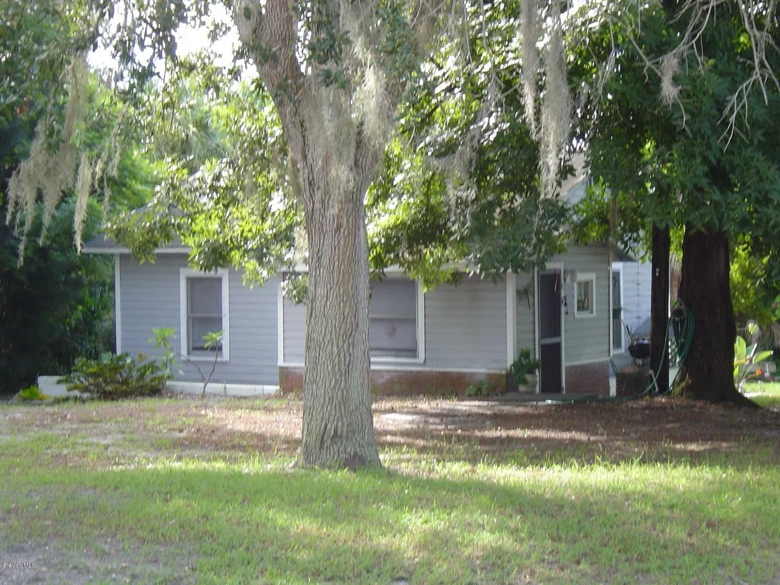 Photo of 1285 Richmond Drive