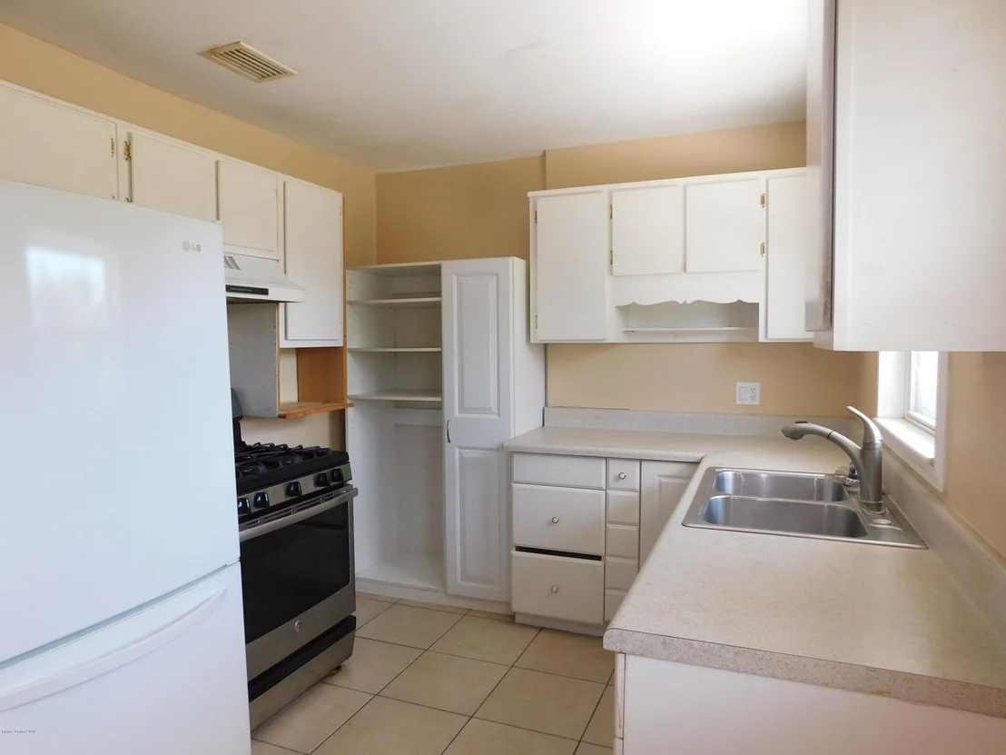 Photo of 2267 King Richard Road