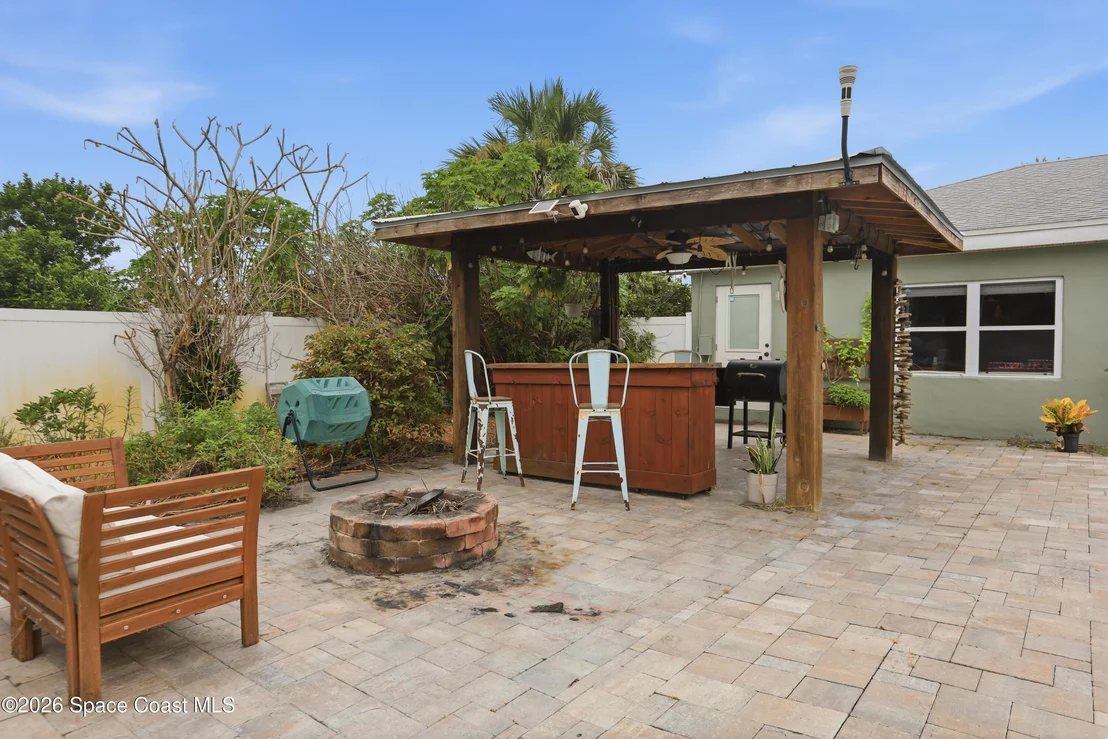 Photo of 112 Lagoon Avenue