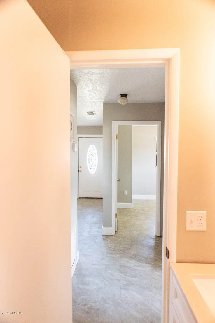 Photo of 1378 Eva Lane