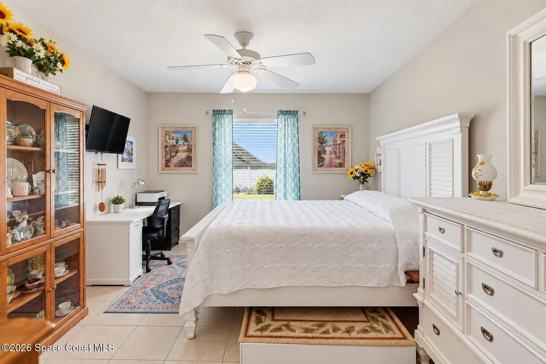 Photo of 6385 4th Place