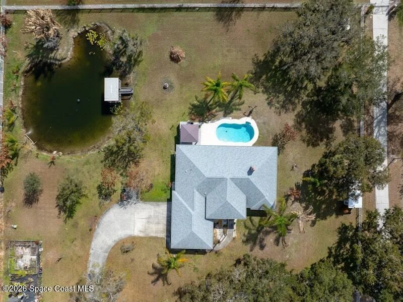 Photo of 3375 Hield Road