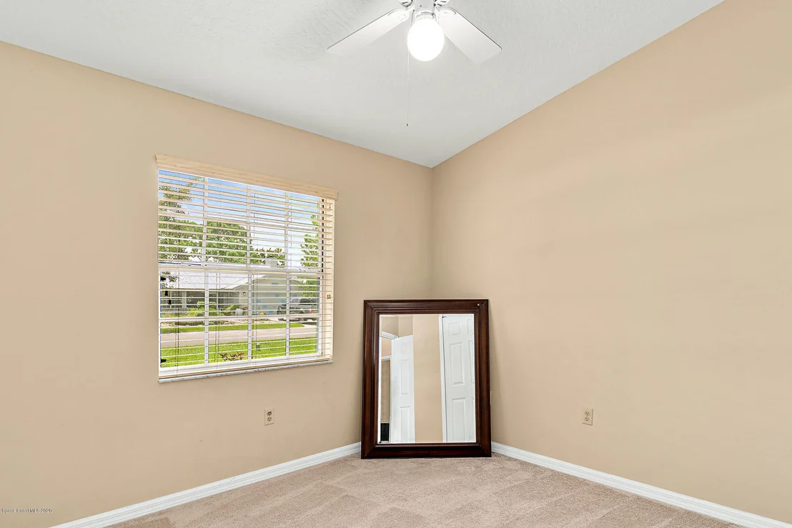 Photo of 1074 Red Bud Circle