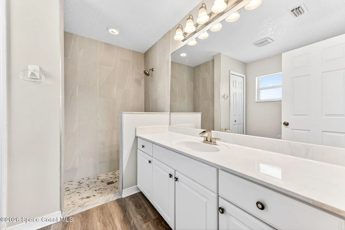 Photo of 1102 Bainbury Lane