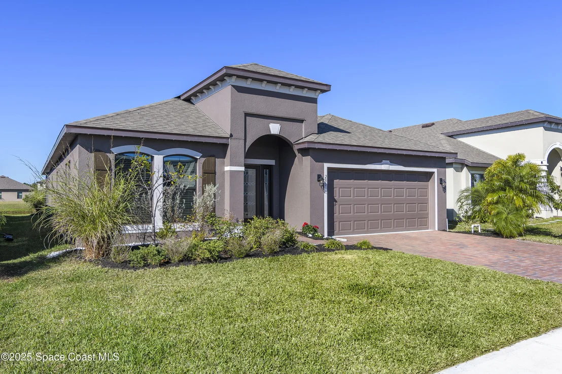 Photo of 280 Wiregrass Avenue