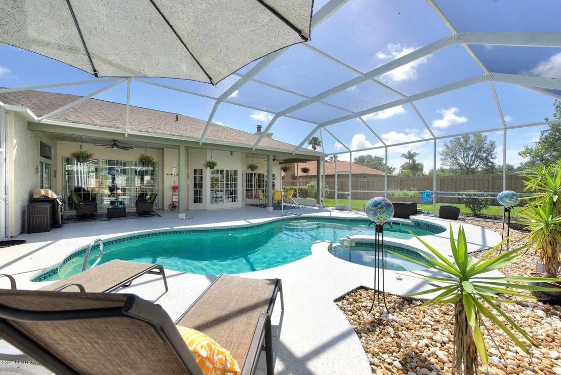 Photo of 518 Sawgrass Circle