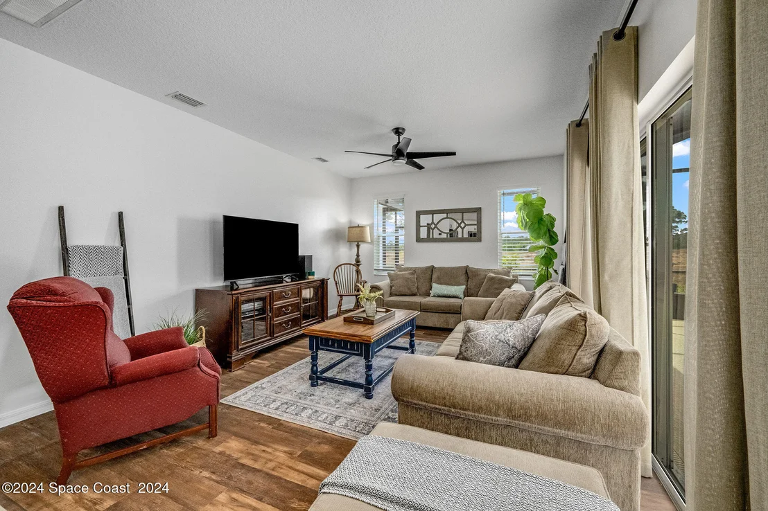 Photo of 1948 Windbrook Drive