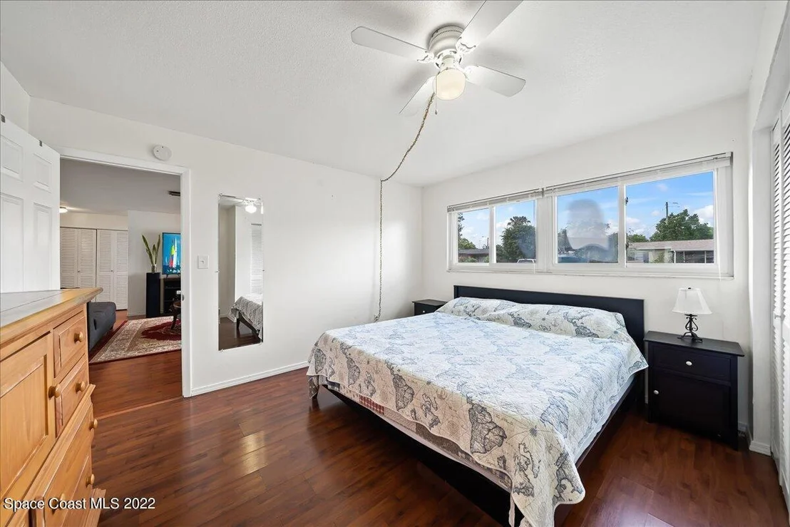 Photo of 2546 Lorna Drive
