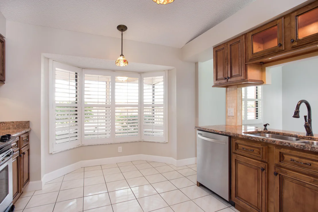 Photo of 2710 Nobility Avenue
