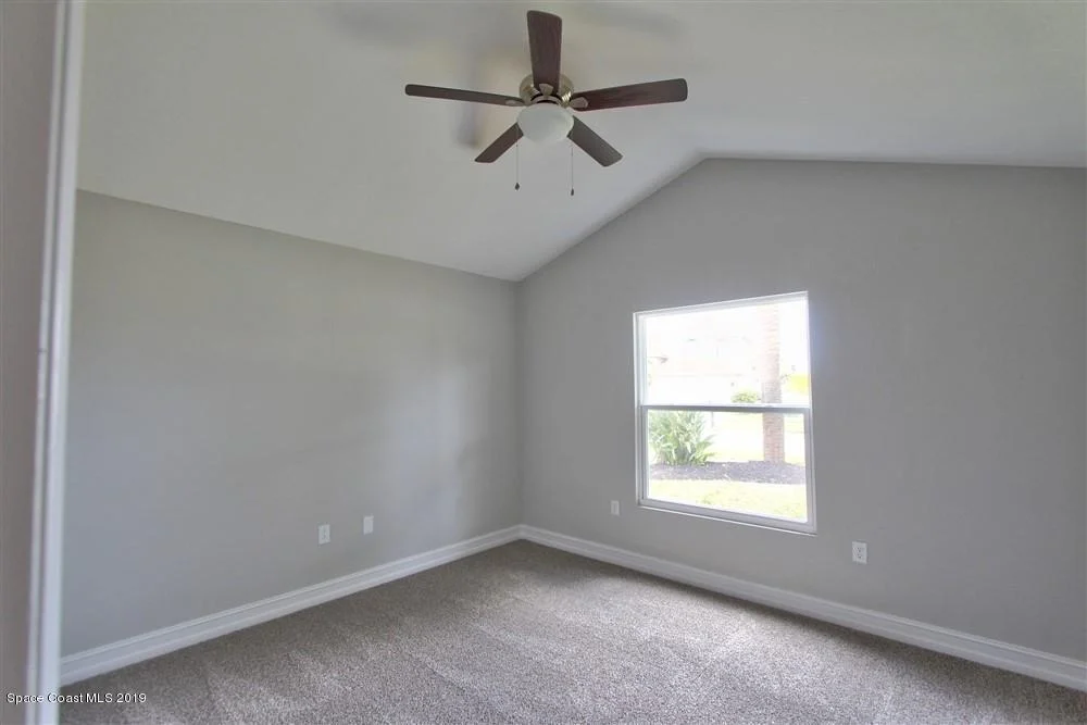 Photo of 2090 Lionel Drive