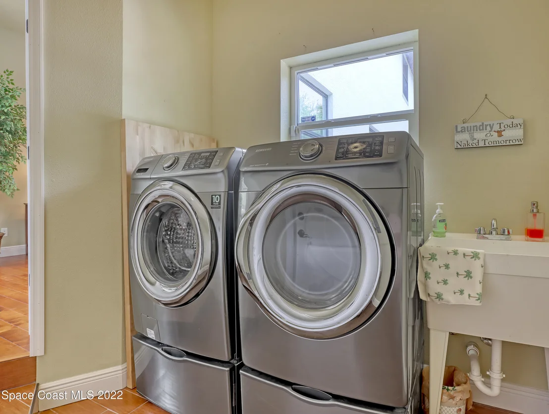 Photo of 3119 Indian River Drive