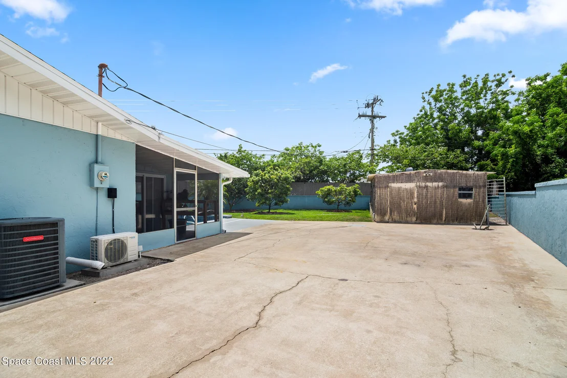 Photo of 1719 Shady Lane
