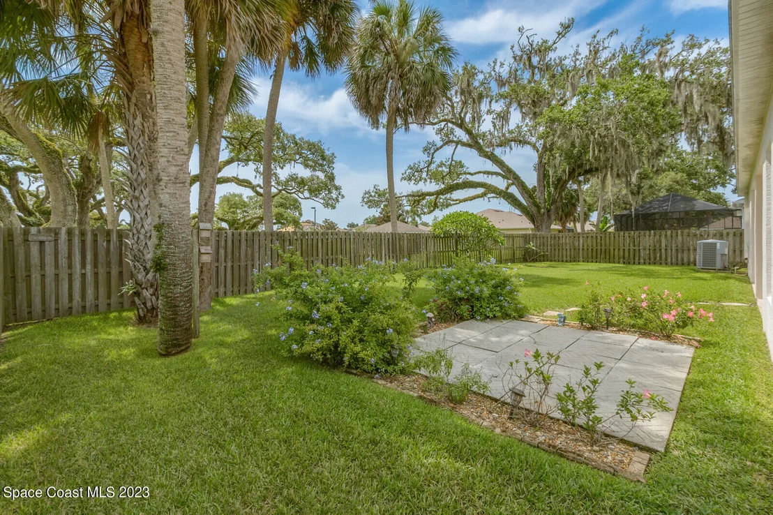 Photo of 2333 Woodfield Circle