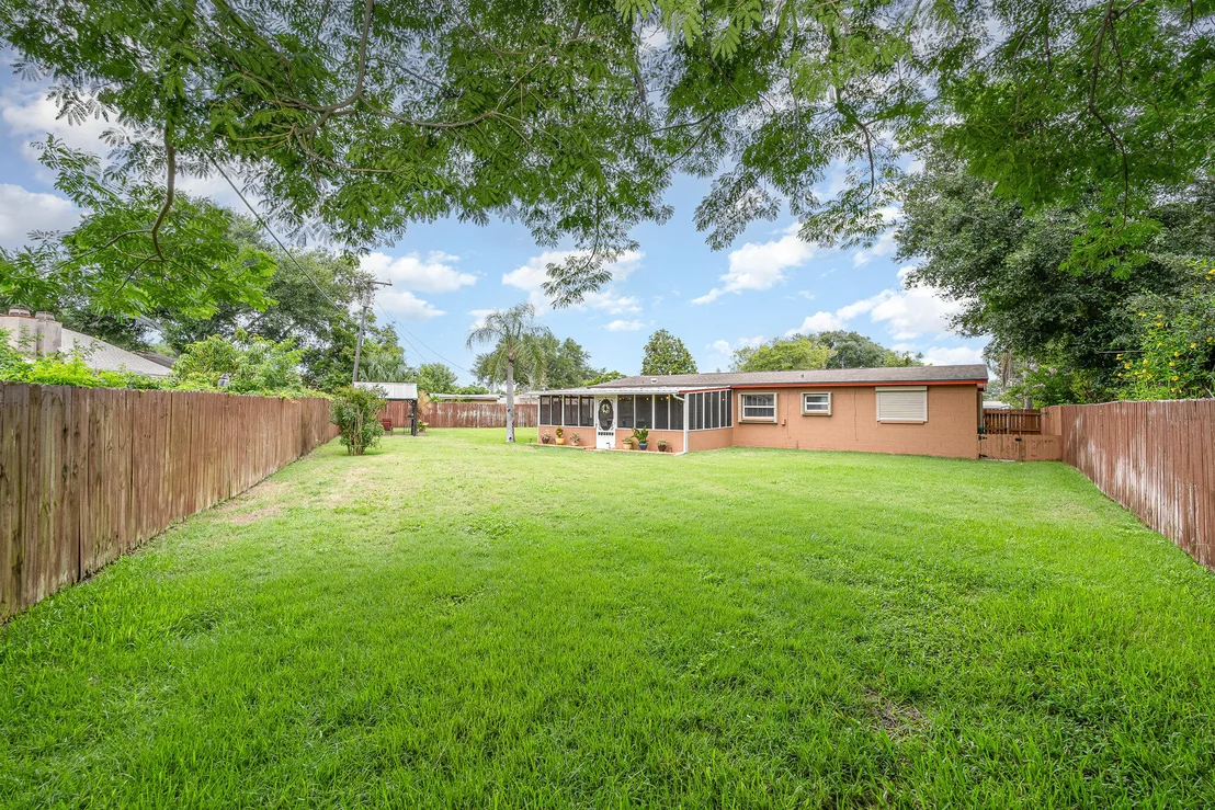 Photo of 4985 Cocoanut Drive