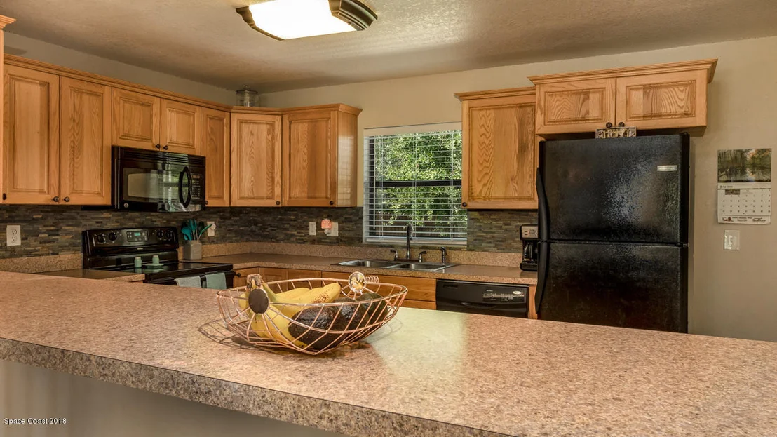 Photo of 6470 Bamboo Avenue