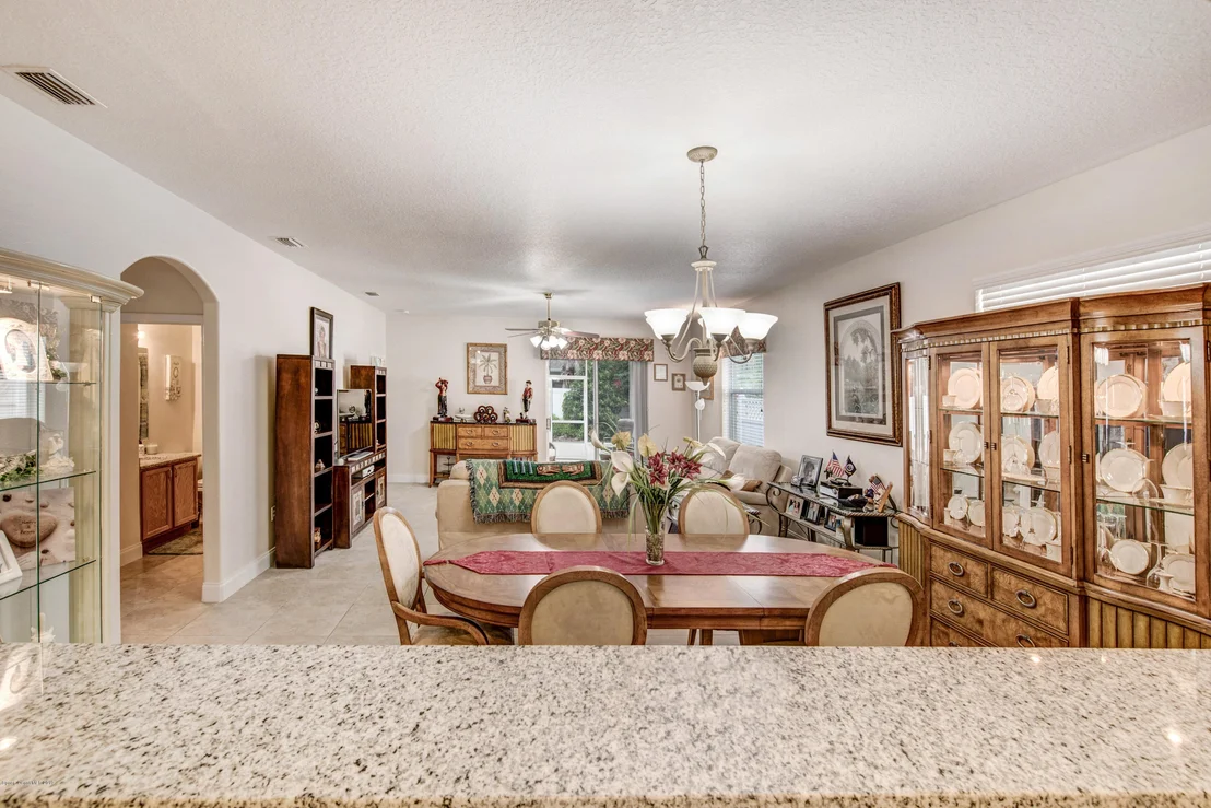 Photo of 412 Waterside Circle