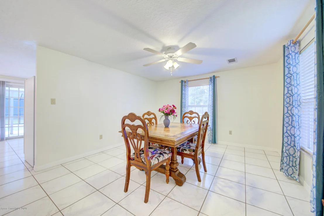 Photo of 4005 Alan Shepard Avenue