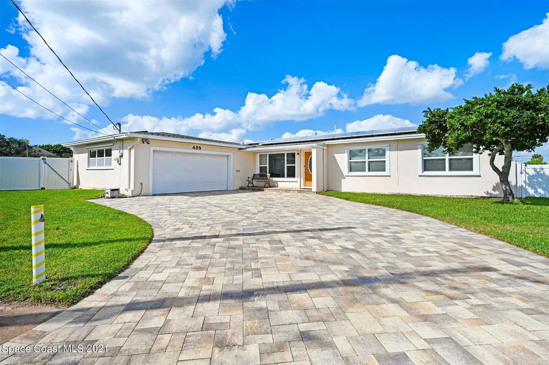 Photo of 489 Penguin Drive
