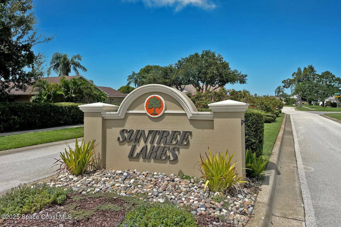 Photo of 493 Kimberly Drive