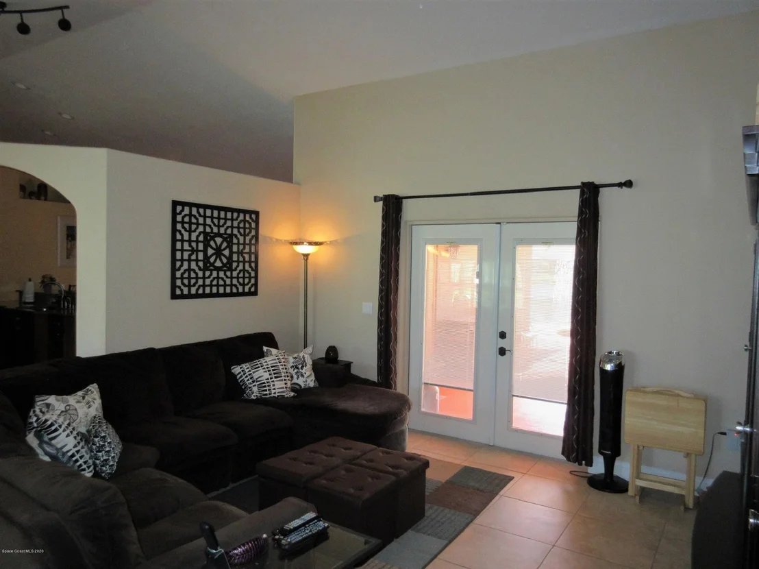 Photo of 1837 Thesy Drive
