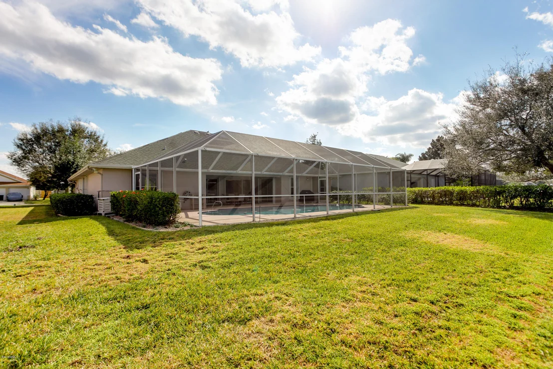 Photo of 5784 Newbury Circle